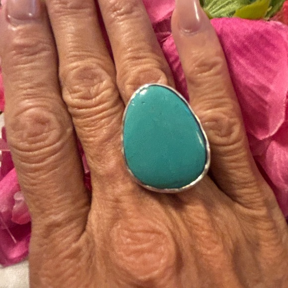 Silpada ‘Tumbled Turquoise’ Sterling Silver Bold Statement Ring R2017 Size 8 - Picture 2 of 15